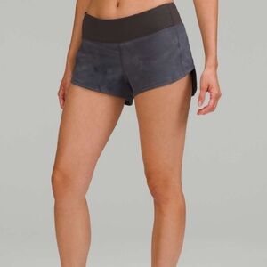 Lululemon Speed Up Low Rise Short | Size 6 | Diamond Dye Pitch Grey